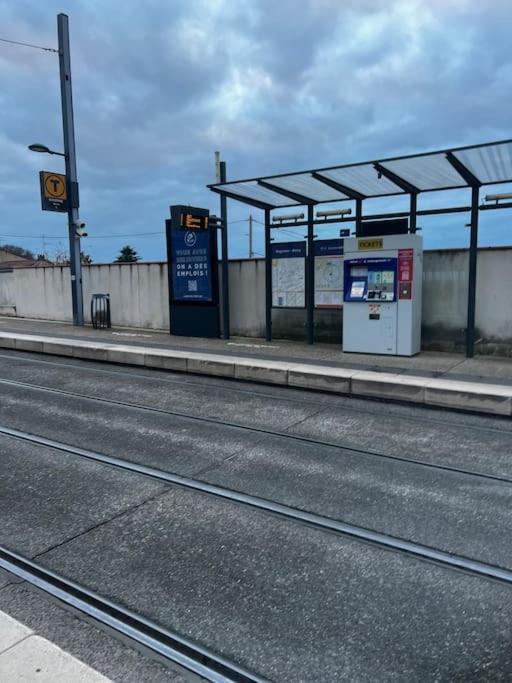 شقة Apparemment Blagnac Proche Tram المظهر الخارجي الصورة